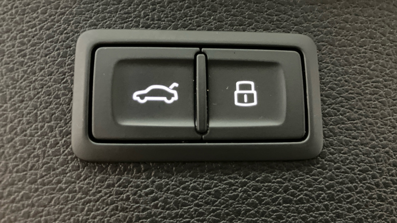 Audi Q5 40 TDI Quattro S Line 5dr S Tronic [Tech Pack Pro] Diesel Estate